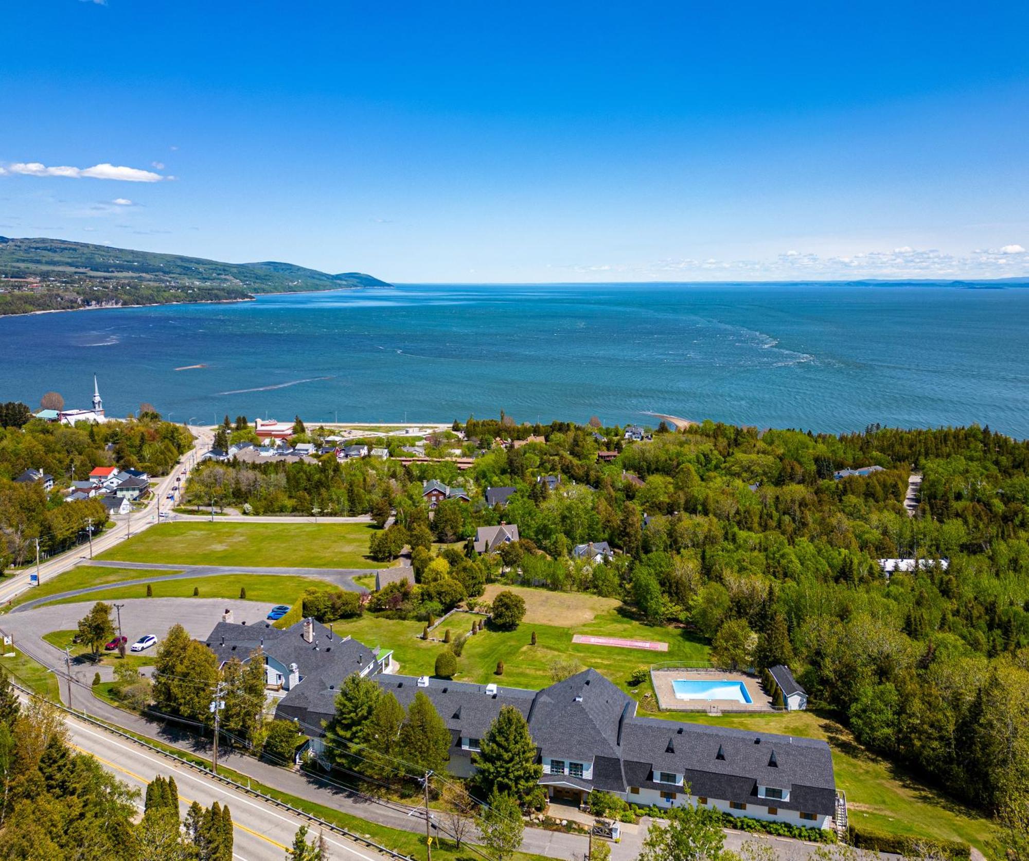 Auberge Des 3 Canards Hotel La Malbaie Exterior photo