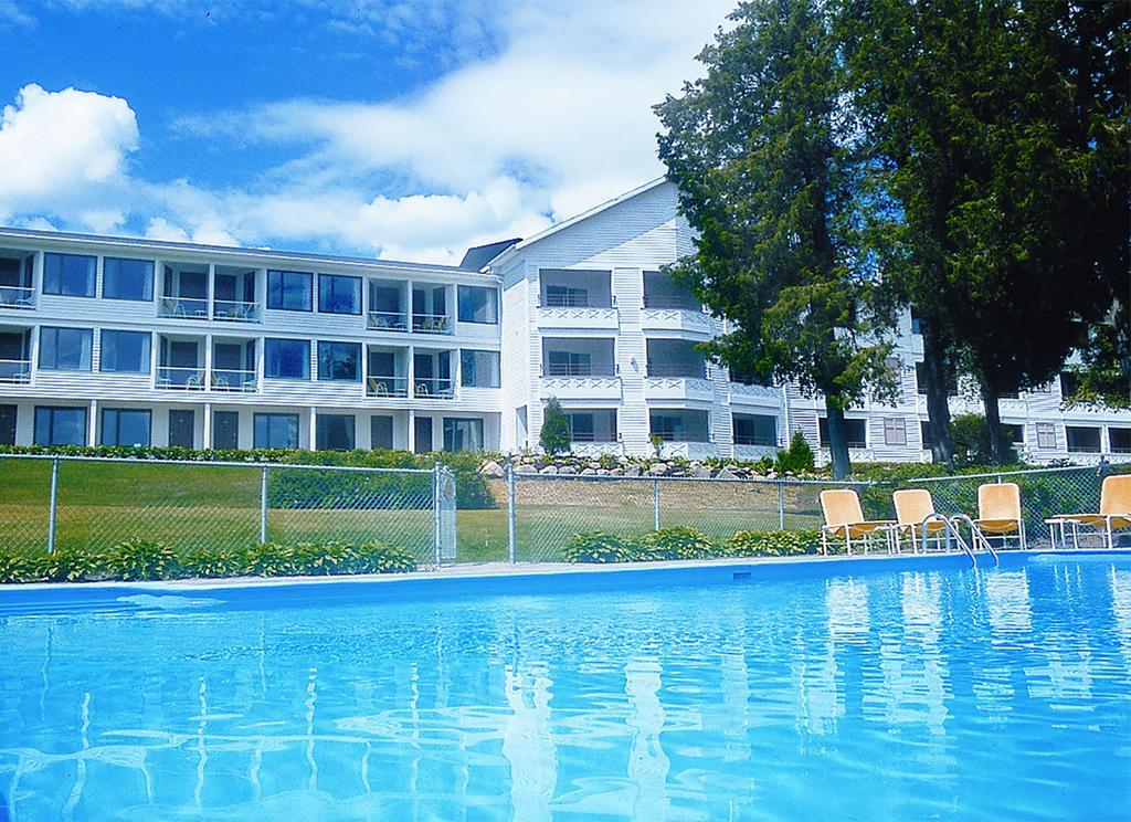 Auberge Des 3 Canards Hotel La Malbaie Exterior photo